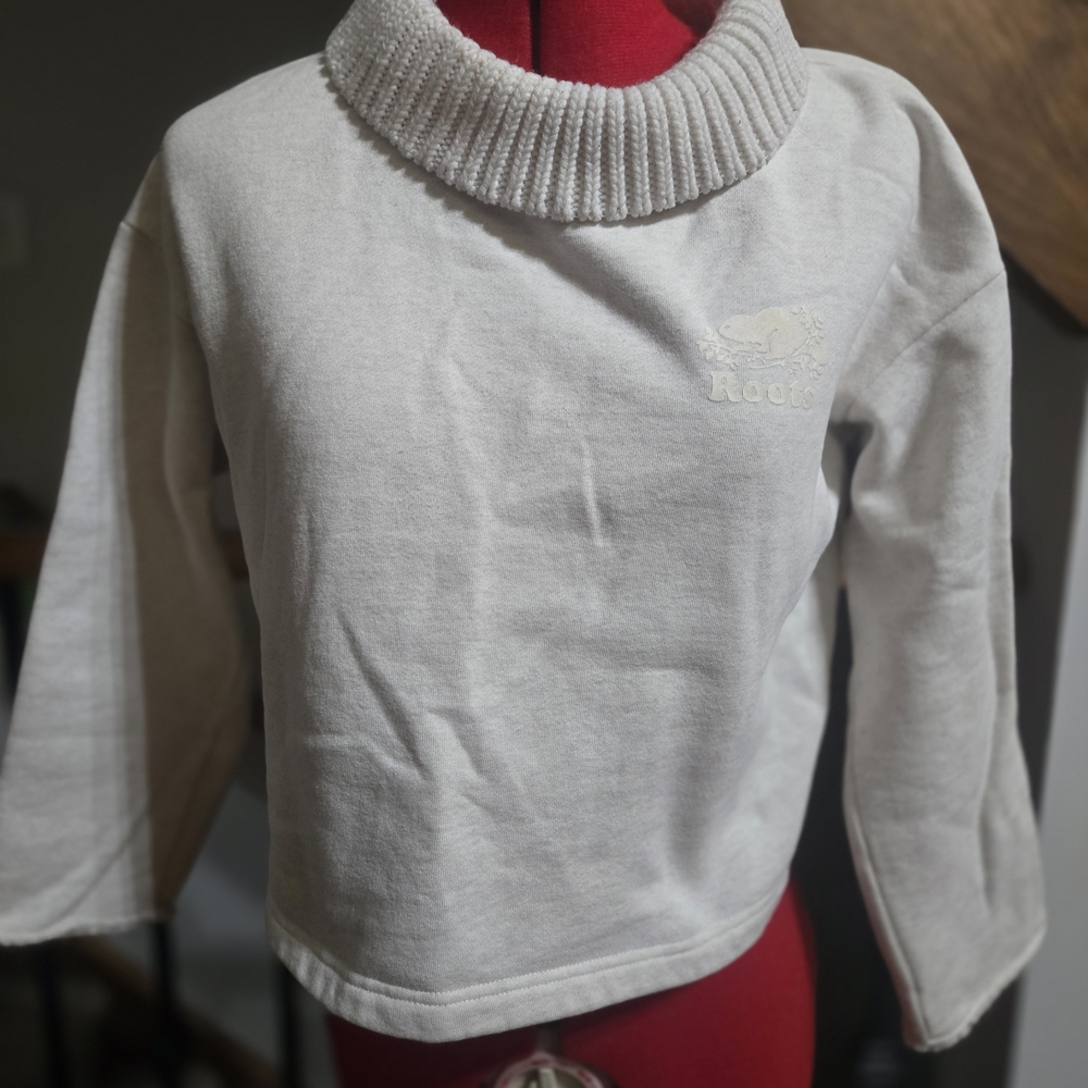 Roots Cream Ribbed Collar Sweatshirt